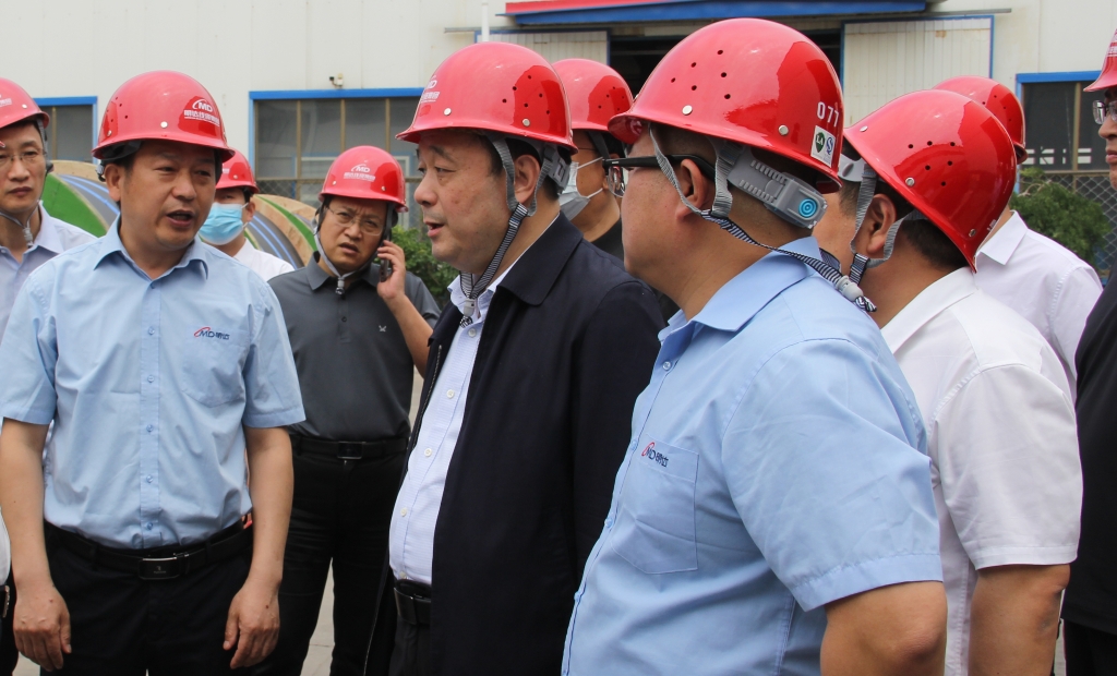省市场监管局党组书记何江海调研恒峰g22